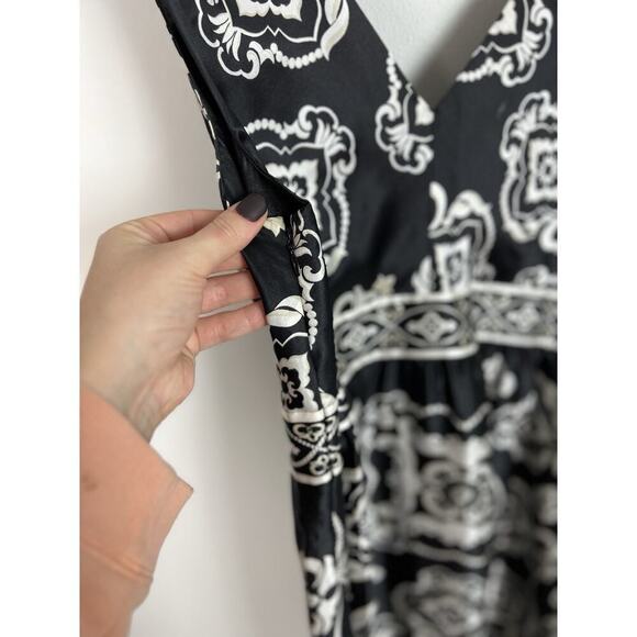 White House Black Market Paisley Print Silk Dress Size 14 Lined Black & White Wm - Picture 4 of 6